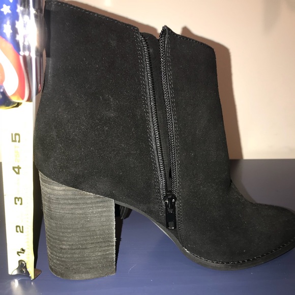 Never Worn Beautiful Suede Fringe Booties - Picture 6 of 6